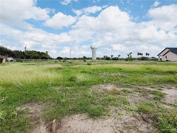1311 S Westgate Dr, Weslaco, TX 78596