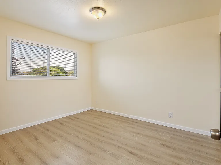 1615 Prince St #5 — Photo 13