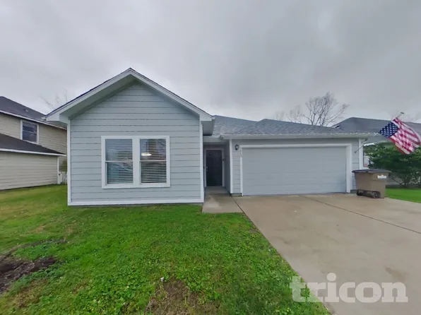 5008 Asia Ln, Dickinson, TX 77539