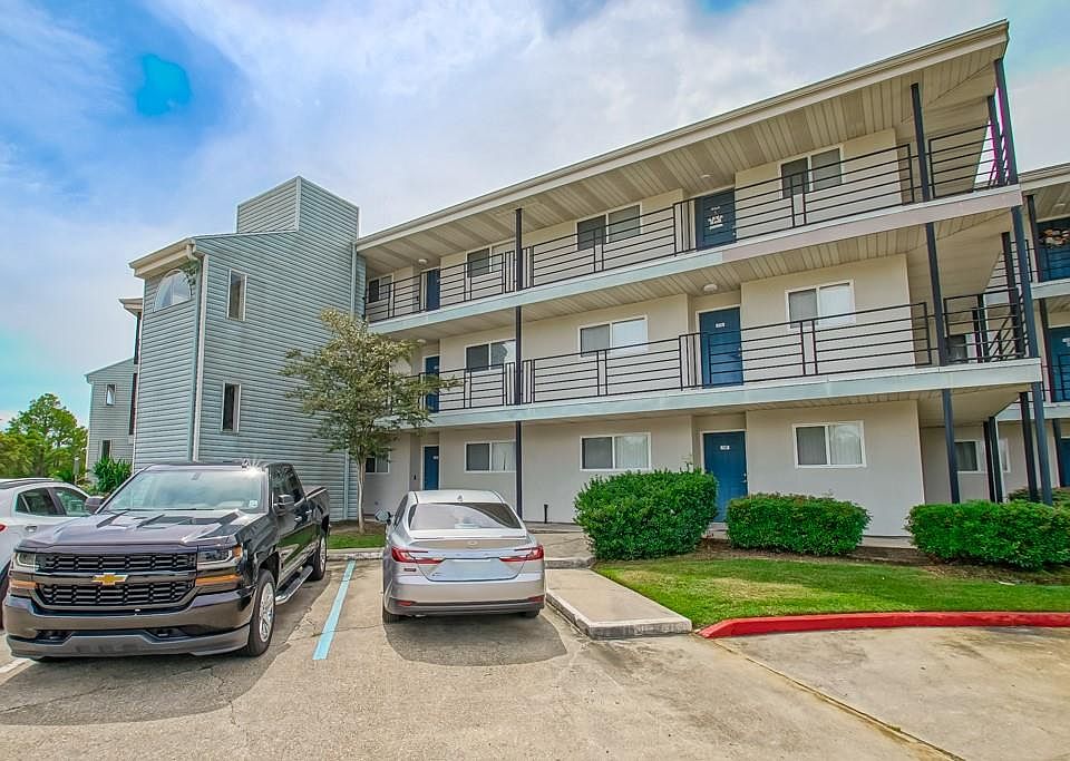 1st image of 1244 Harbor Dr Unit 218