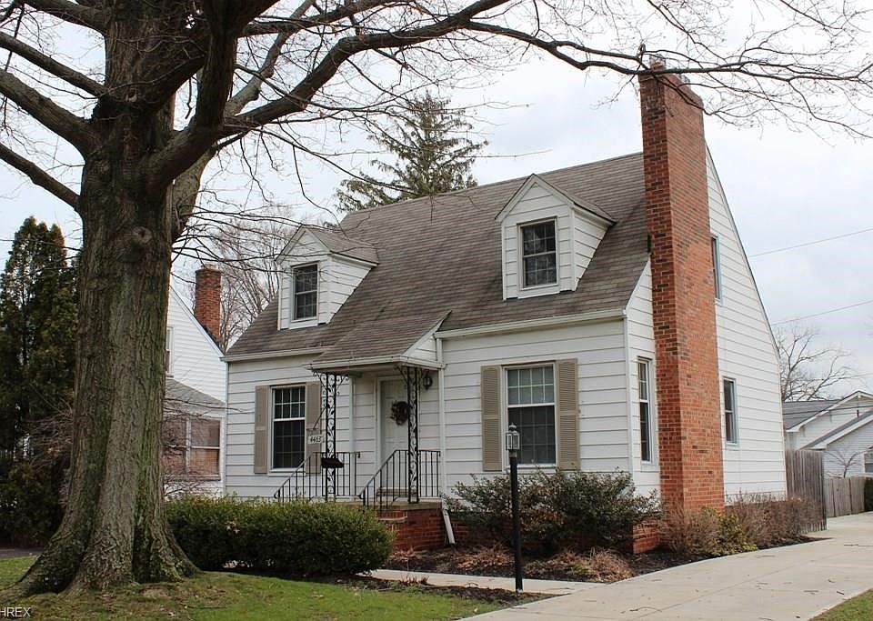 1st image of 4463 W 210th St
