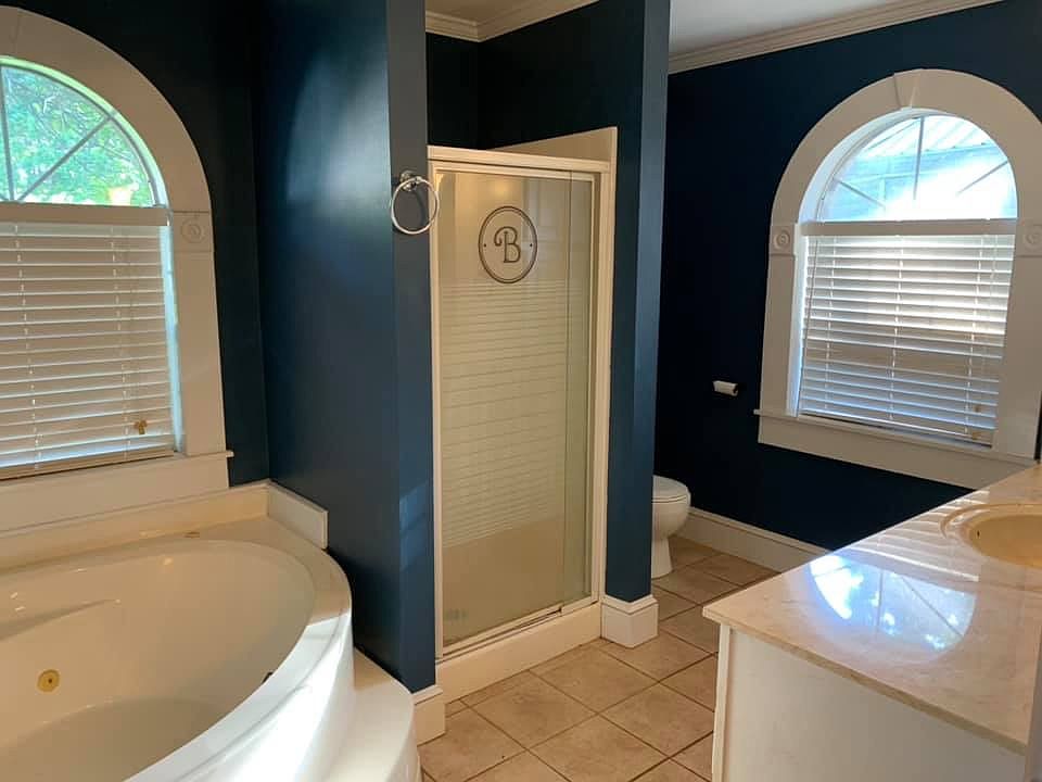 Master bath 