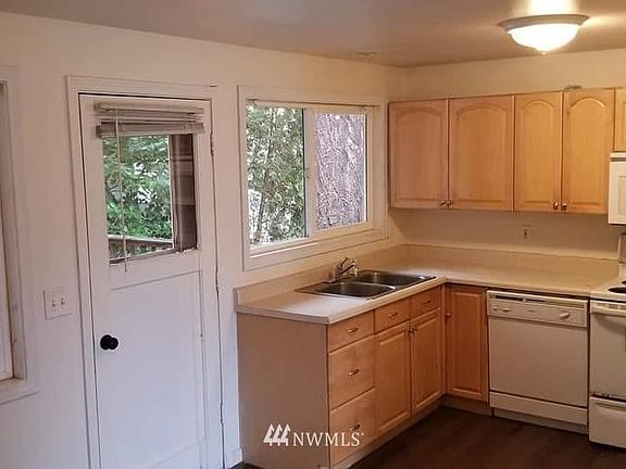 2nd image of 5617 E Swan Creek Dr