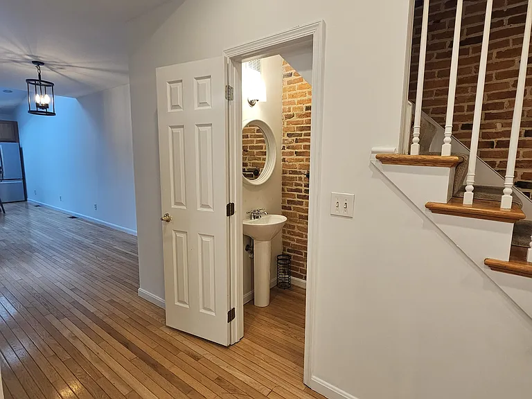 929 Fell St — Photo 8