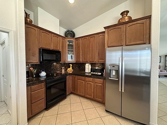 3rd image of 6222 E 25th Pl