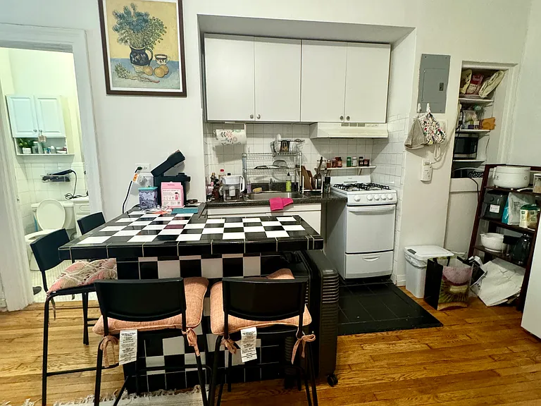 309 W 109th St #2C — Photo 4