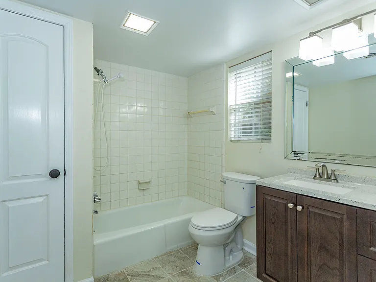 2053 Montreat Cir #2053 — Photo 21