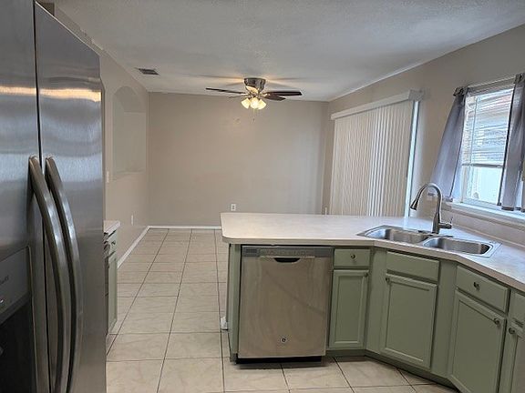4th image of 1152 Carey Glen Cir