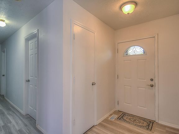 4th image of 225 Bonito Ln NW