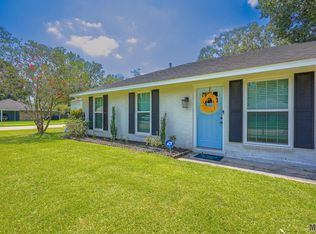 16668 Mockingbird Ln, Baton Rouge, LA 70819