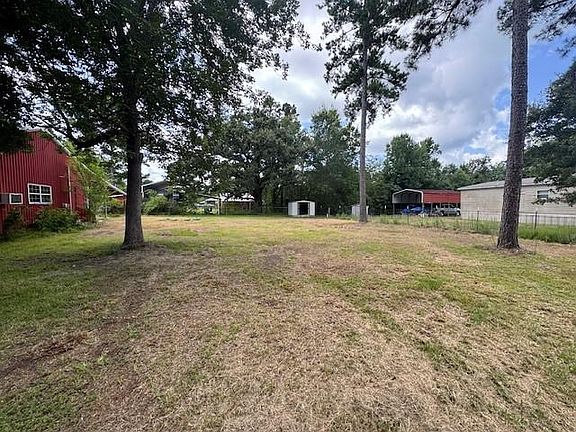 2nd image of 57 Kathryn Dr