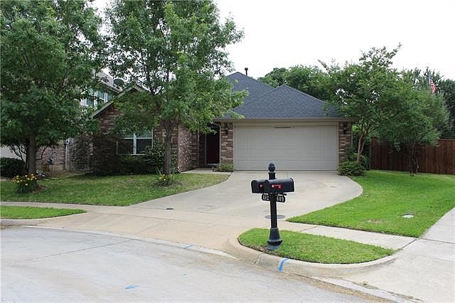 1st image of 482 Maverick Dr