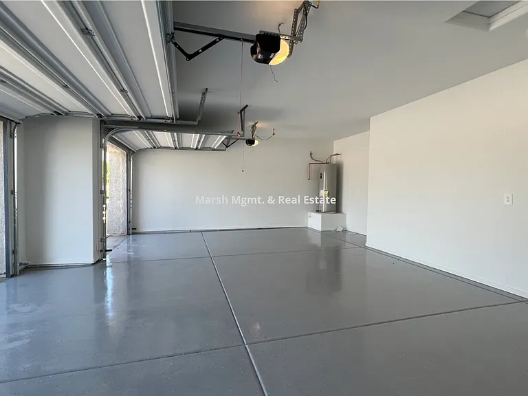 2119 S 46th St — Photo 24