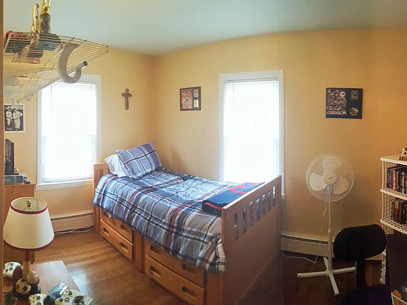 4th image of 1515 Atwood Ave #2