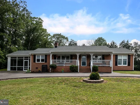 88 Colebrook Rd, Fredericksburg, VA 22405