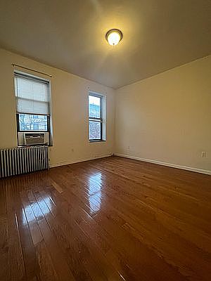2nd image of 30-07 42nd St #2C