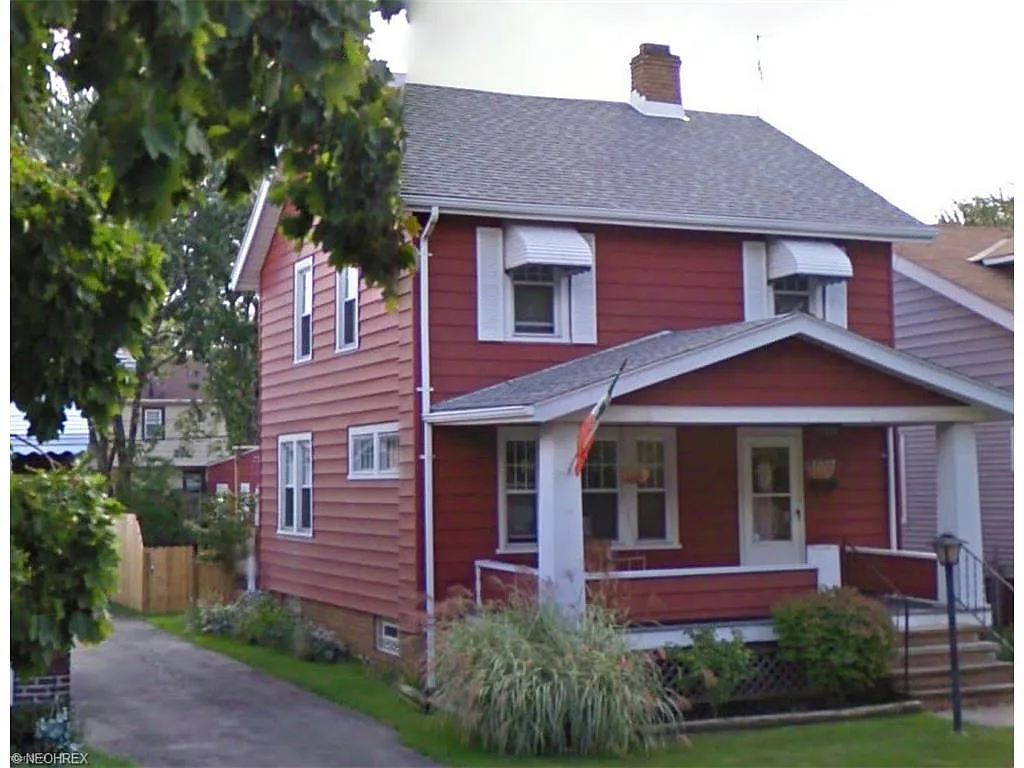 3877 W 137th St photo 1