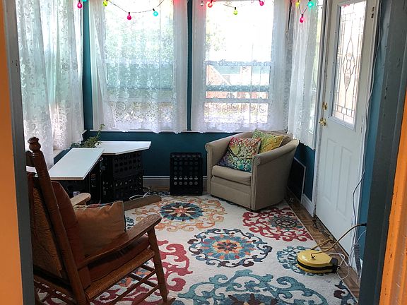 Master retreat/sun room