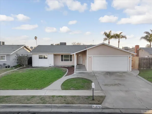 275 E Sherwood Dr, Hanford, CA 93230