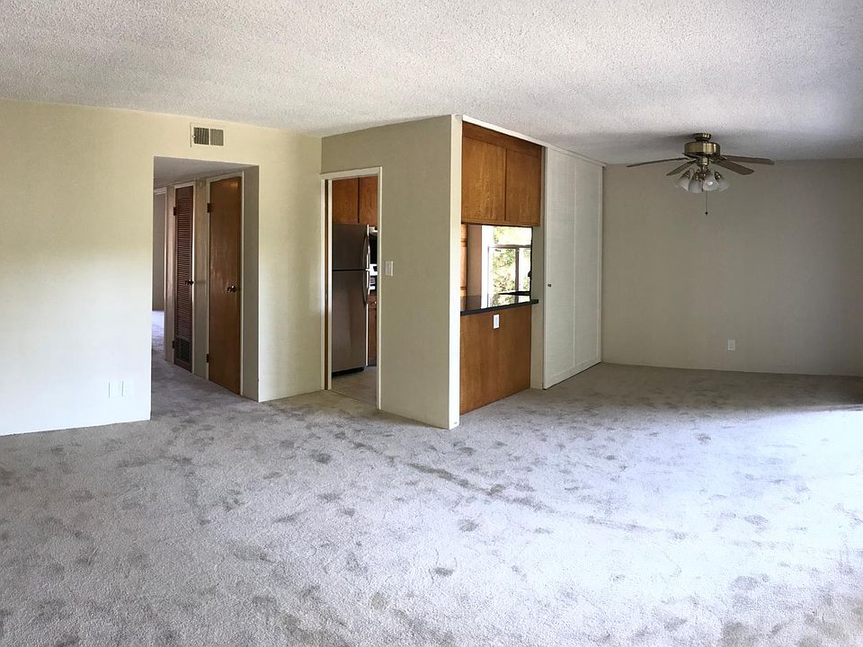 2nd image of 621 Chestnut St