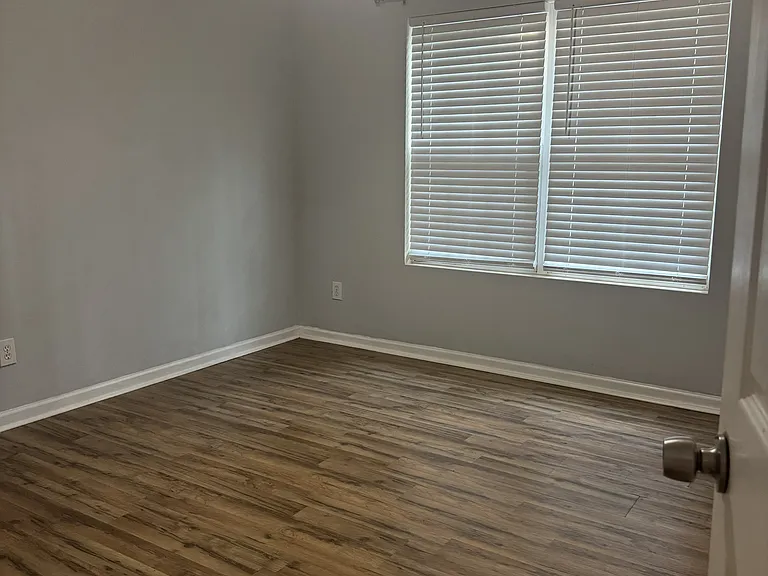 30 Ridge Dr — Photo 7