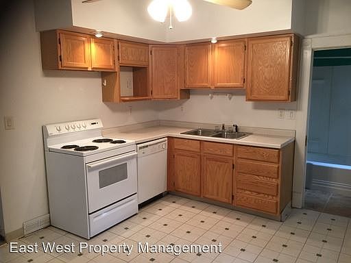 2nd image of 3017 Restormel St