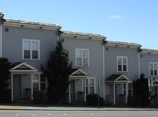 314A E Chestnut St, Bellingham, WA 98225