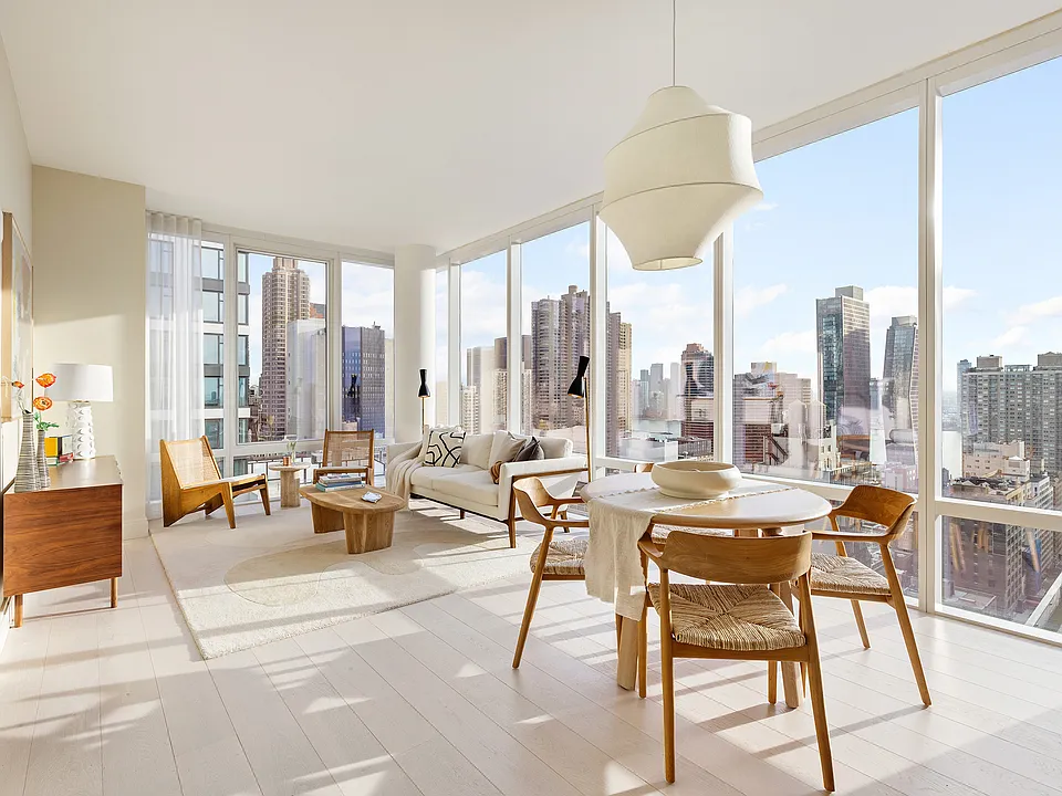 501 3rd Ave #31B