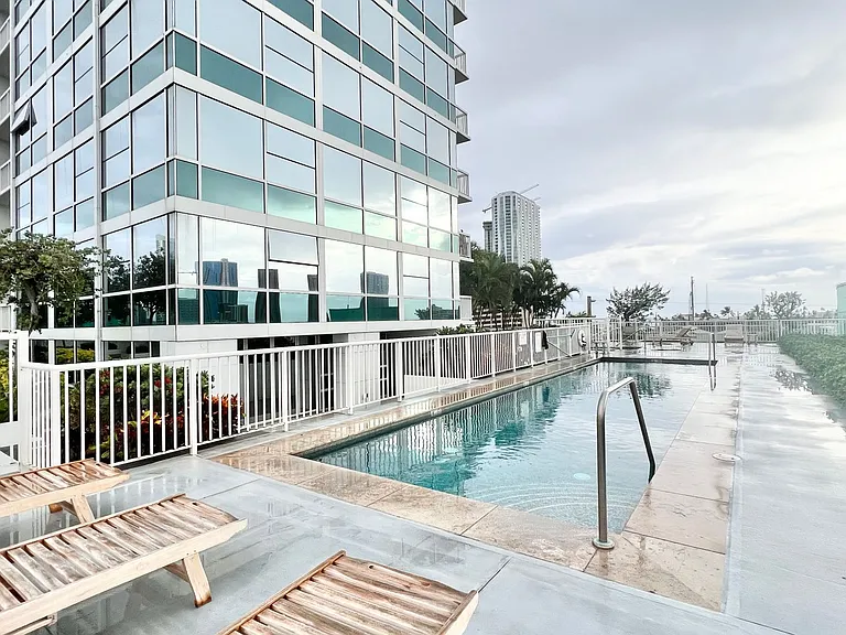 909 Kapiolani Blvd #1601 — Photo 41
