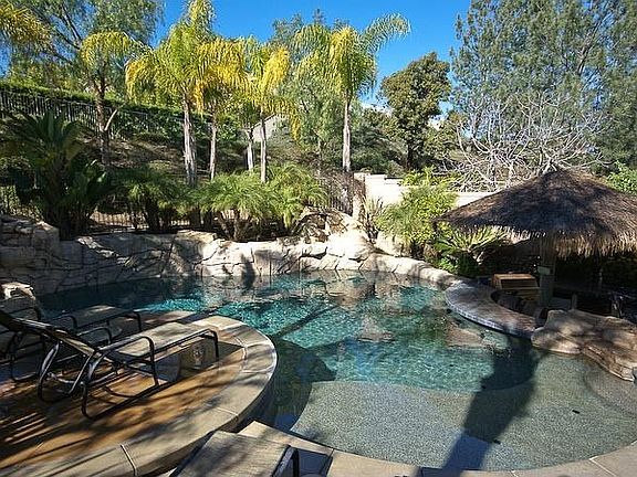 3rd image of 63 Raven Ln