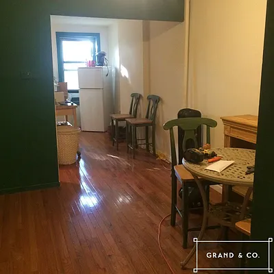 Rented by Grand & Co. | media 1