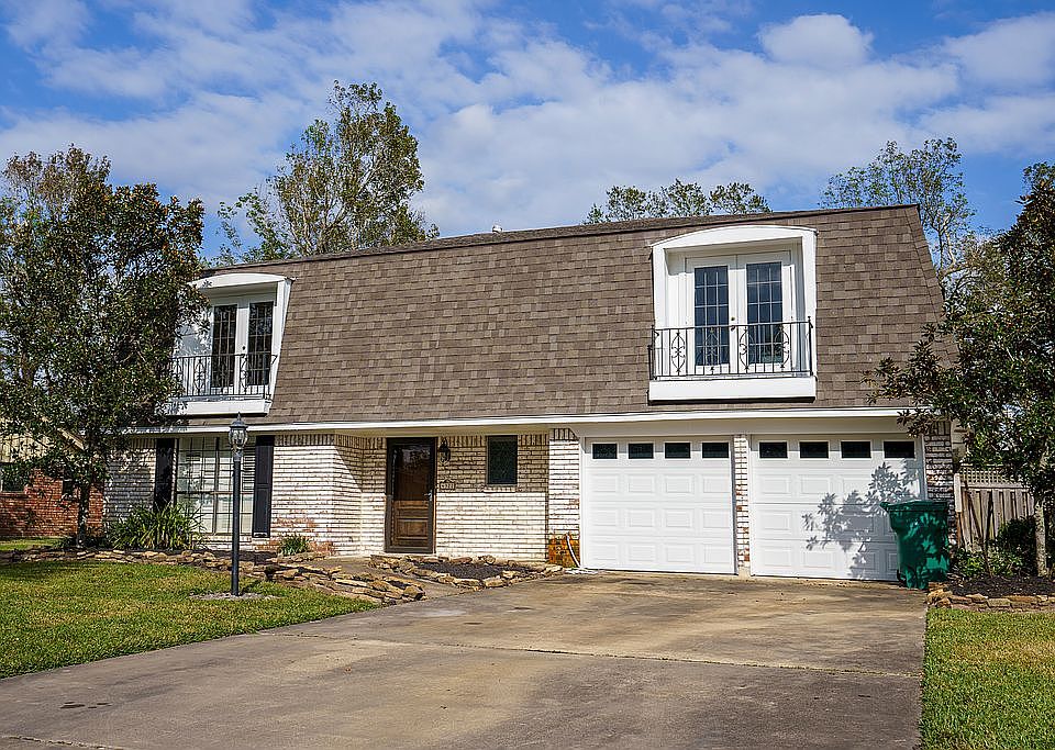 1st image of 4322 Memorial Dr