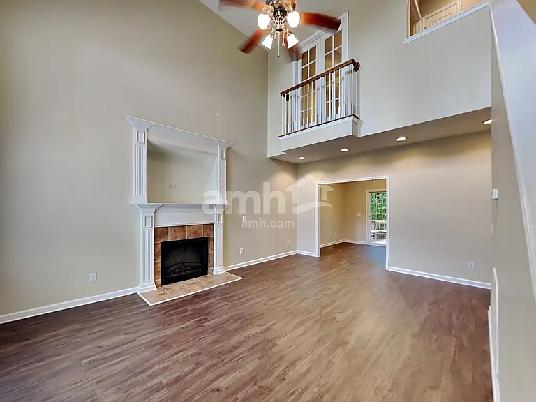 2495 Oak Hill Dr — Photo 6