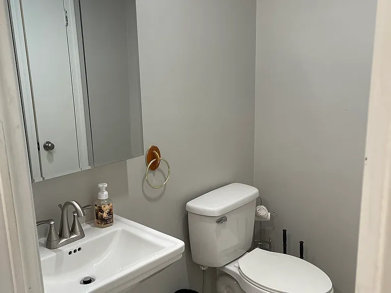 47 Morgan Ave #19 — Photo 6