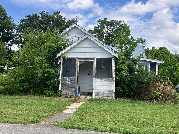 3rd image of 350 Bailey St