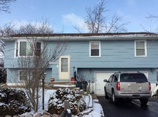3874 Harwick Ln, Park City, IL 60085