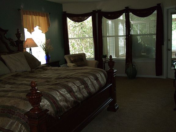 4th image of 2464 Winged Elm Dr E
