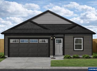 1635 SE Hankel St, Dallas, OR