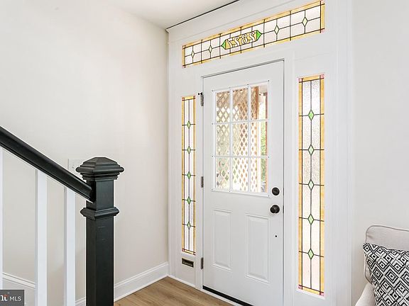 2nd image of 2827 Chesterfield Ave