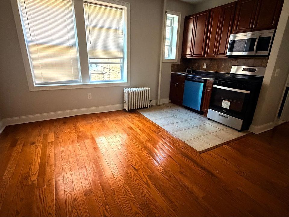 1st image of 130 Corbin Ave APT 403A