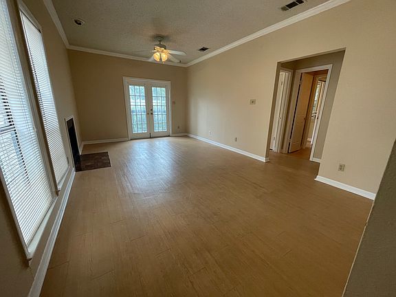 5th image of 709 W 21st St #201