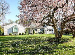 11 Cottage Ln, Westport, CT 06880