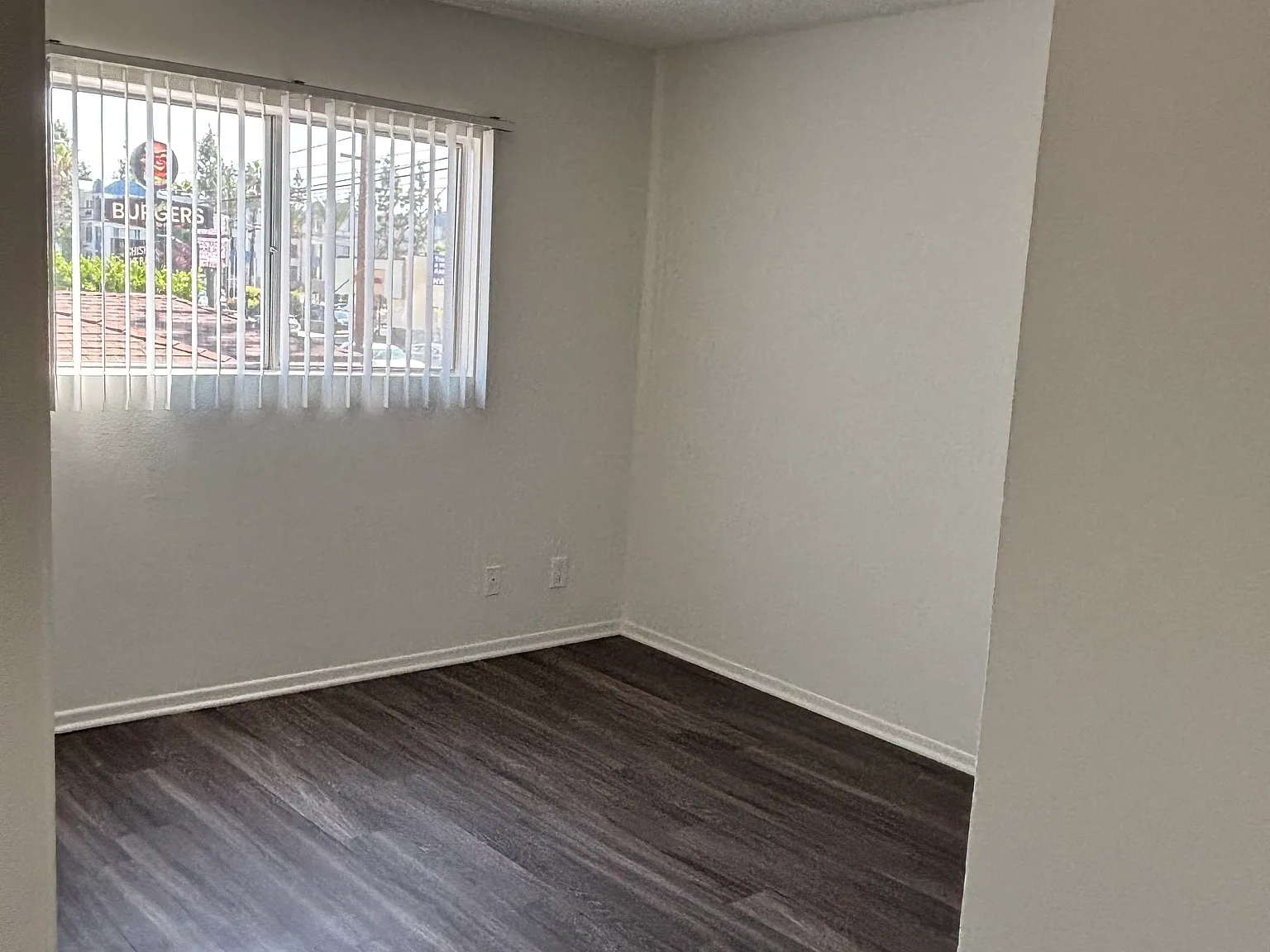 2 bed, $2,400 — Photo 4