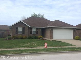 5429 Butternut Dr, Springfield, MO 65802