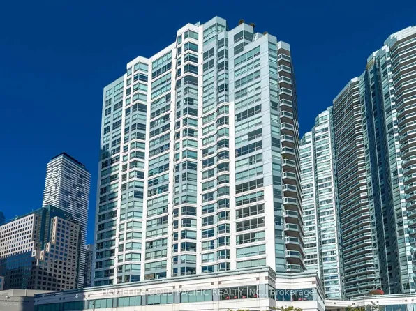 10 Queens Quay W, Toronto, ON