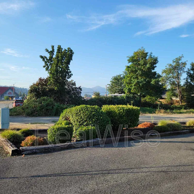 2 bed, 2.0 bath, $1,450 — Photo 2