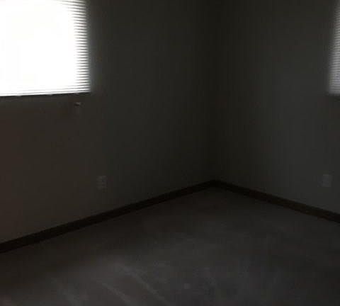 5th image of 77 Eden Ave