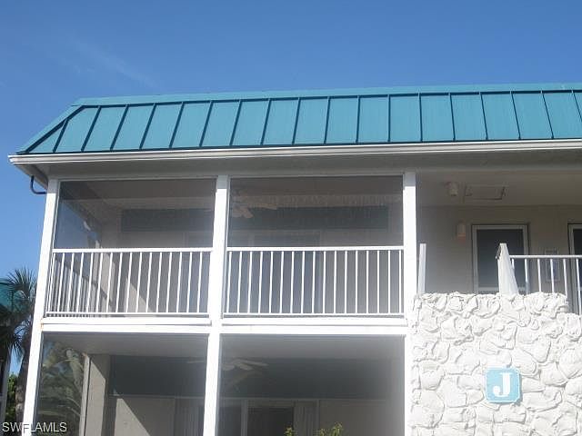 1st image of 827 E Gulf Dr Unit J5