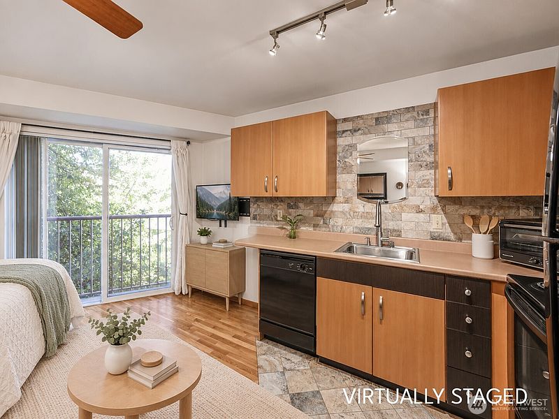 3rd image of 4020 Aurora Avenue N #308
