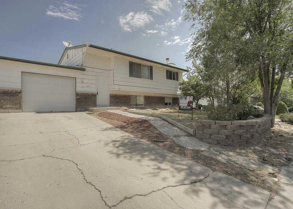1st image of 4200 Windsor Dr